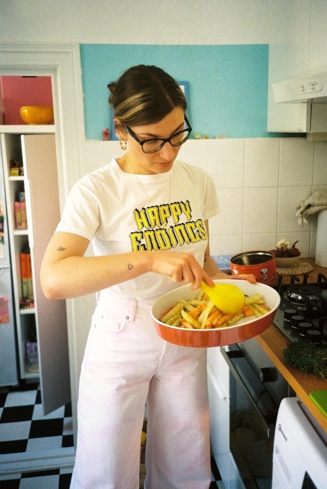 Michelle bereitet in bester nutrilicious-manier Gemüse zu